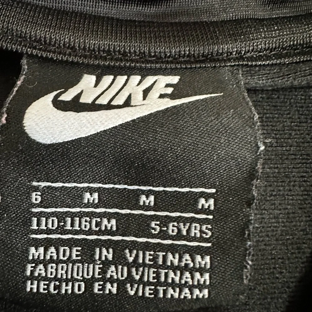 Nike youth track